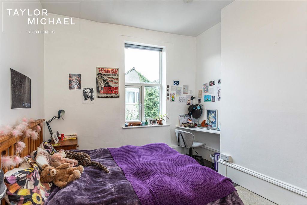 Additional image 10 of 6 bed maisonette to rentLewes Road, Brighton BN2