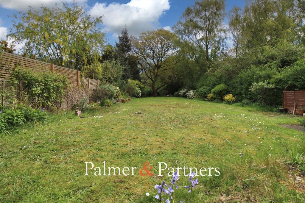 Property photo 2 of 19 Picture No. 32