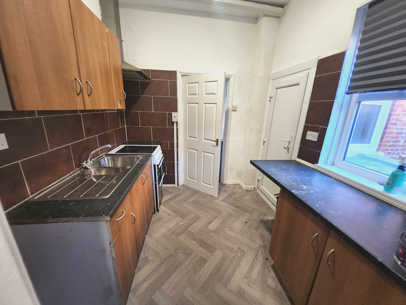 Property photo 2 of 7 Gallery