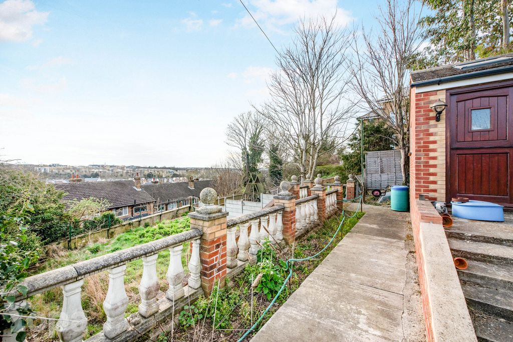 Additional image 18 of 3 bed detached bungalow for saleMounts Road, Greenhithe DA9