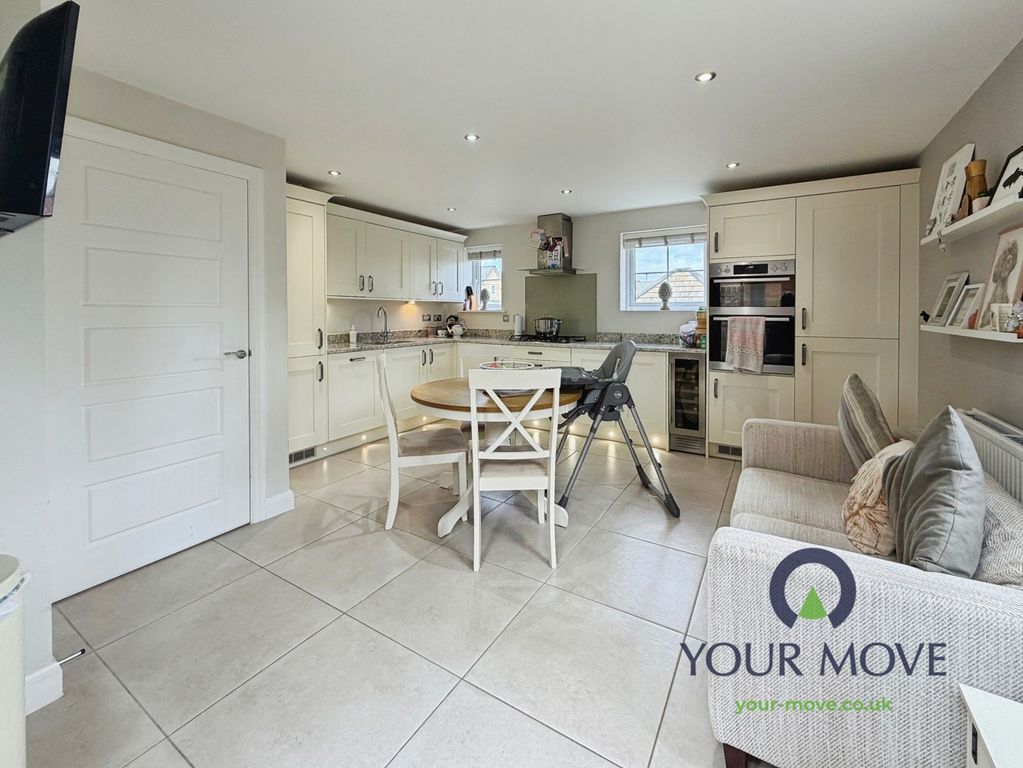 Property photo 3 of 17 Pbox-Img.Jpg