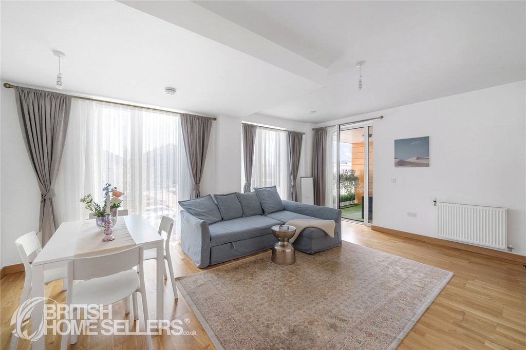 Property photo 3 of 19 Picture No. 07