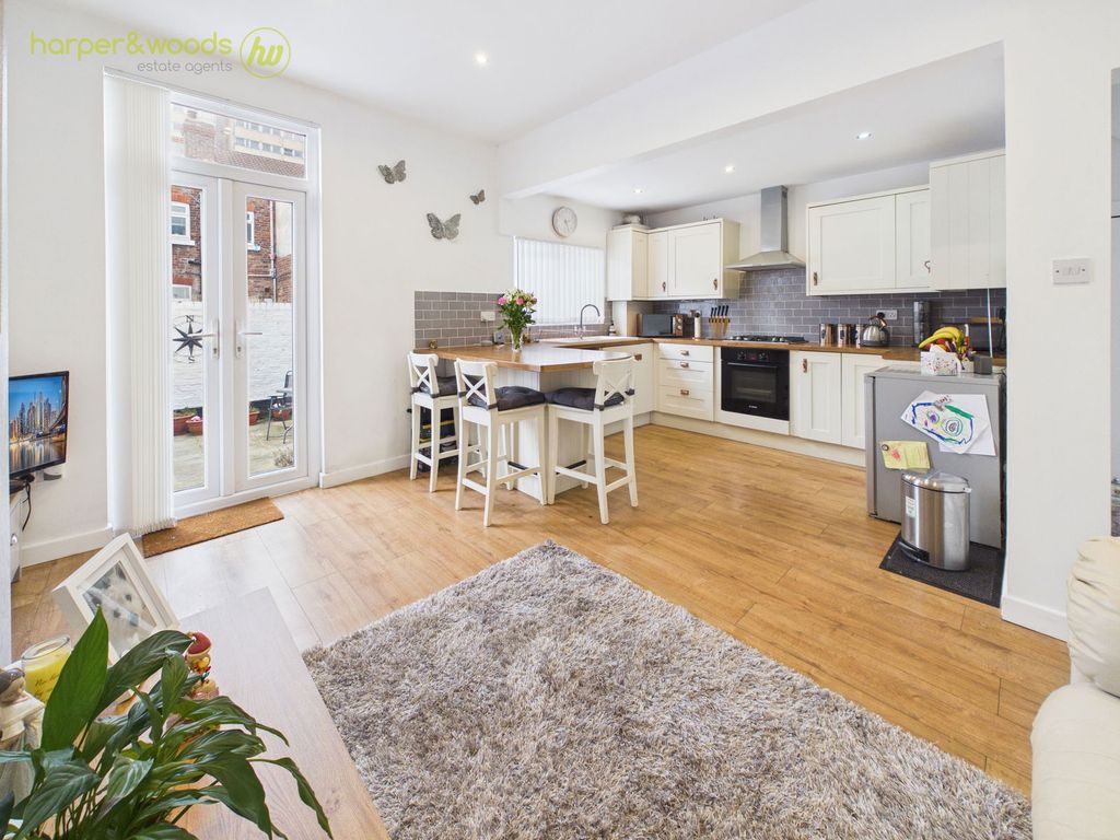 Property photo 3 of 30