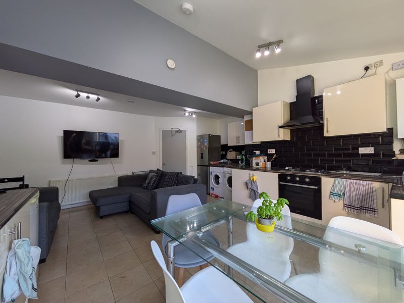 Property photo 3 of 13 Photo 3