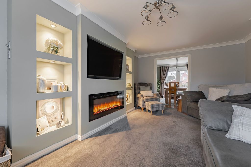 Property photo 3 of 20