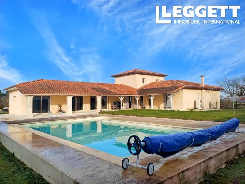 Property photo 2 of 10