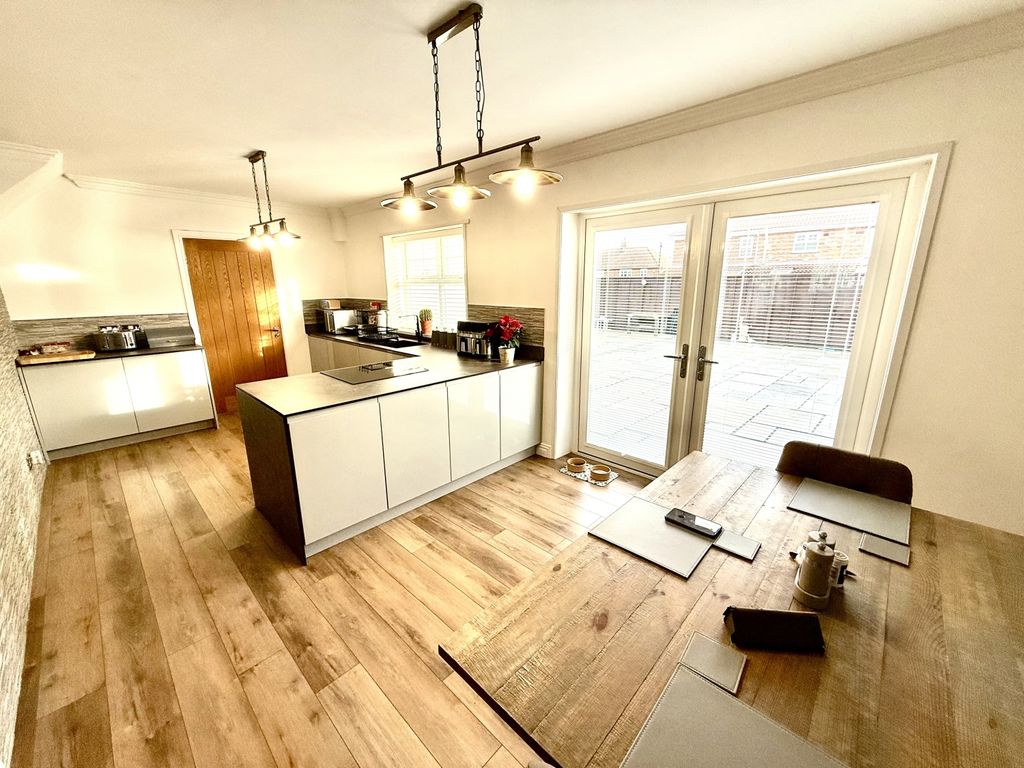 Property photo 2 of 17 Img_1159