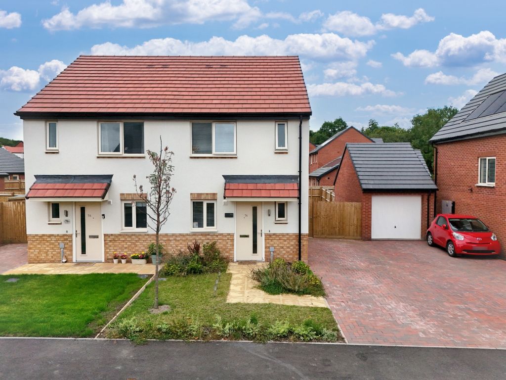 Property photo 1 of 17 4299470
