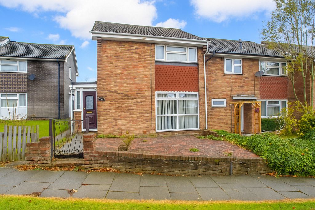 Property photo 1 of 12