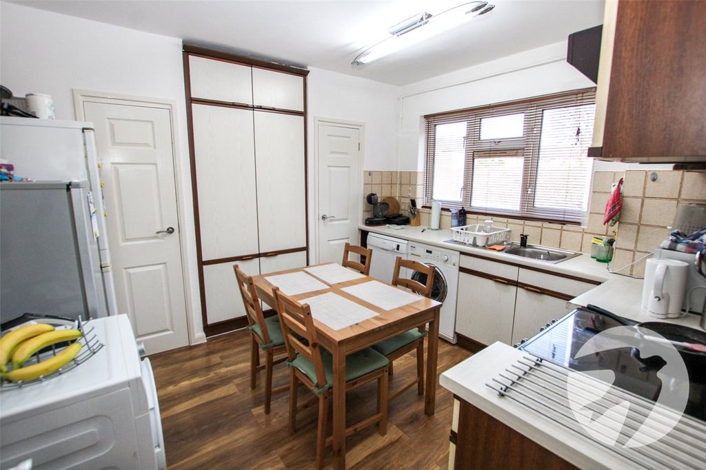 Property photo 3 of 10 Picture No. 08