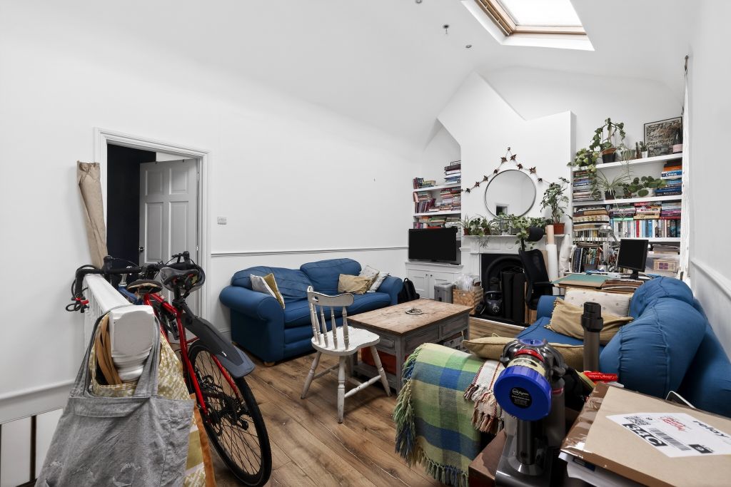 Property photo 3 of 20