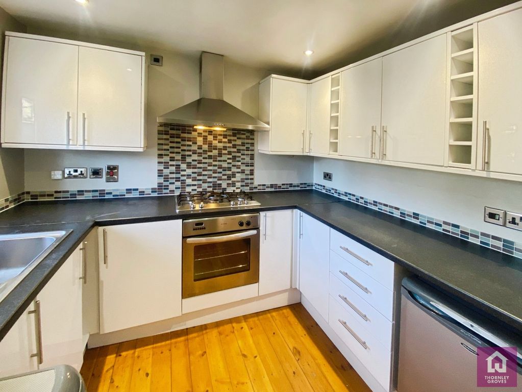 Property photo 2 of 32 Picture No. 40