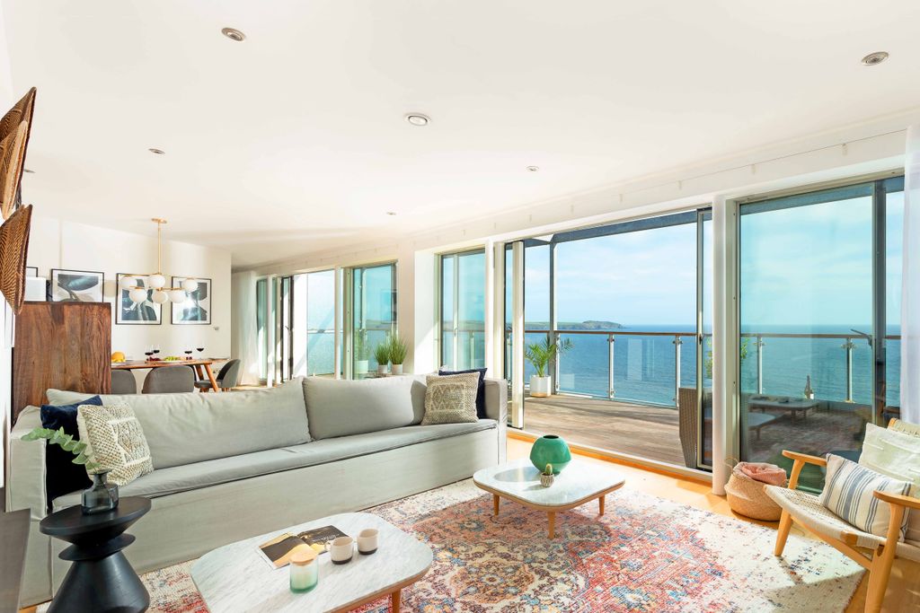 Additional image 4 of 2 bed flat for saleSea Road, Carlyon Bay, St. Austell, Cornwall PL25