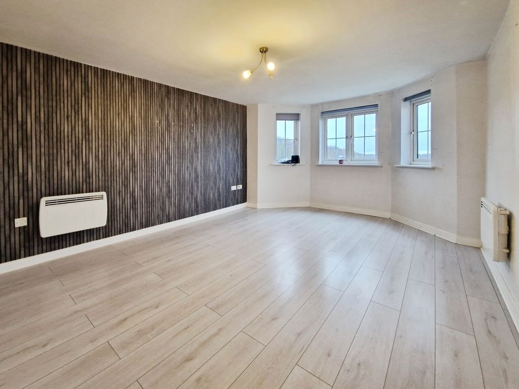 Property photo 3 of 10 62c4F746-1000083209