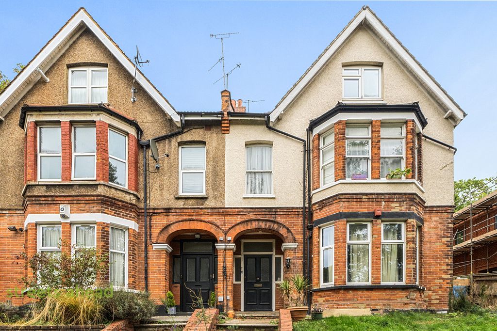 Property photo 2 of 20 94B0980A-Dca0-4c7...