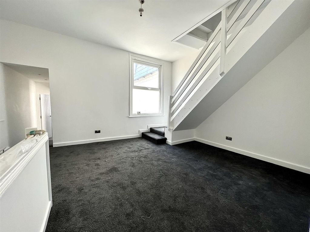 Property photo 3 of 7 Img_2797.Jpeg