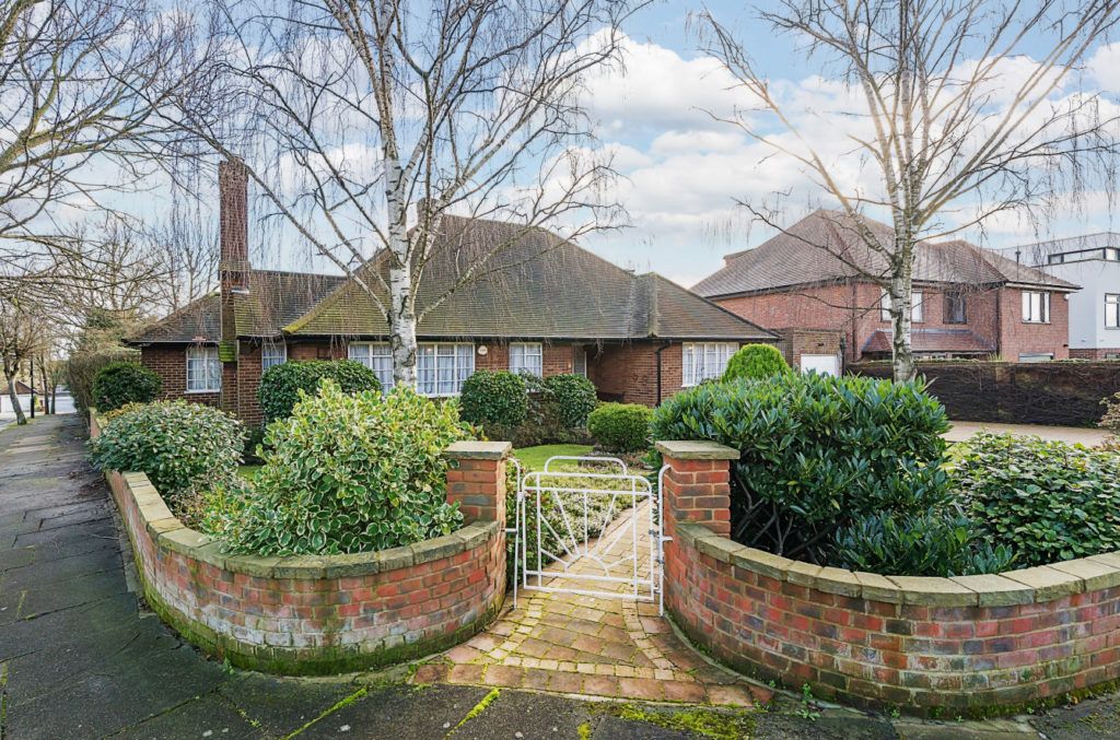 Property photo 1 of 24