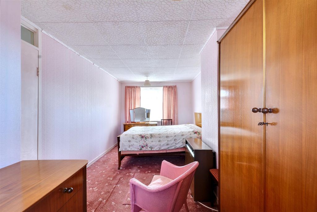 Property photo 3 of 19 Bedroom 1_1.Jpeg