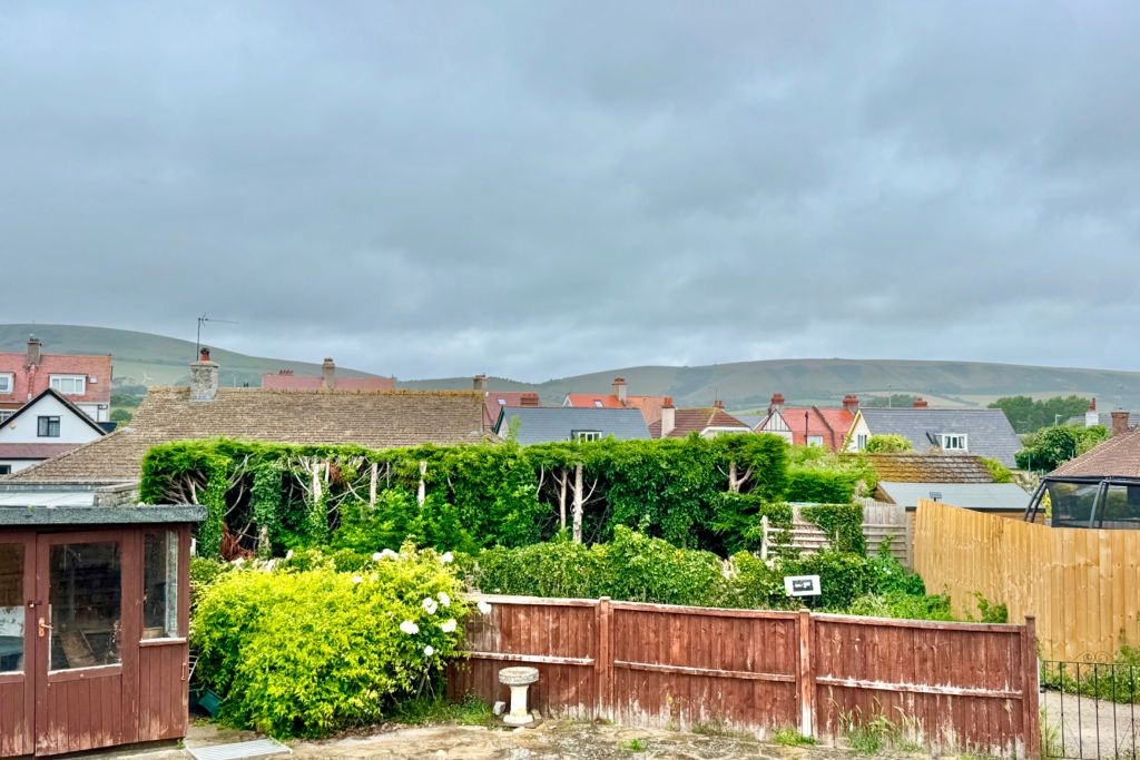 Property photo 2 of 13 Hill Views