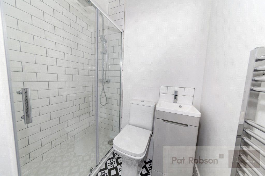 Property photo 2 of 7 Picture No. 17