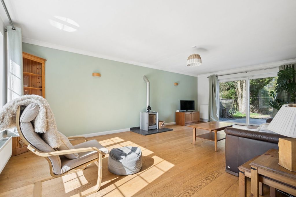 Property photo 3 of 27 Main Reception Room