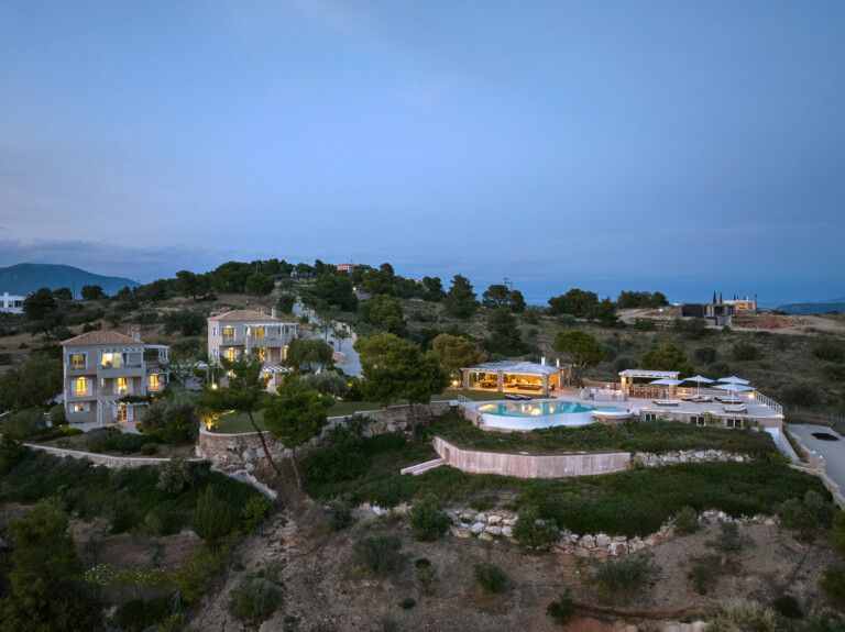 Property photo 3 of 33