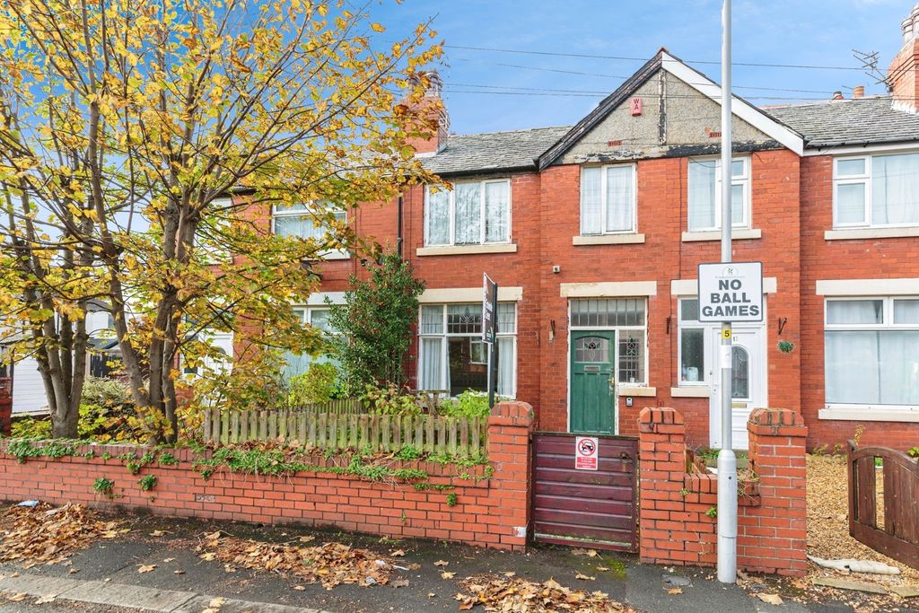 Property photo 1 of 17 Photo