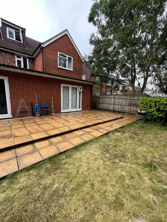 Property photo 1 of 4