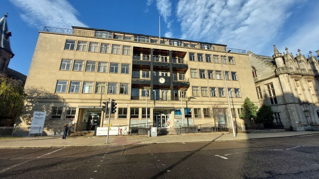 Property photo 2 of 5 Photo 2