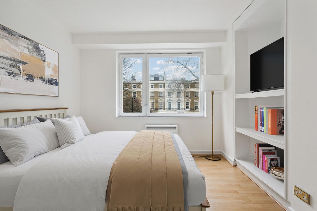 Property photo 3 of 16 Image