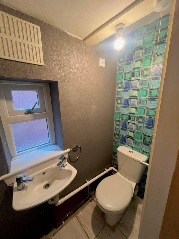 Property photo 3 of 10 Image