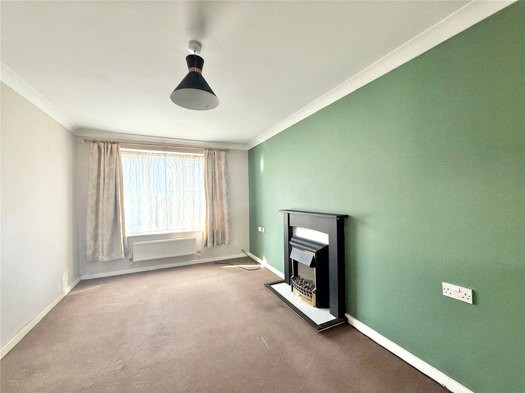 Property photo 3 of 7 Picture No. 11
