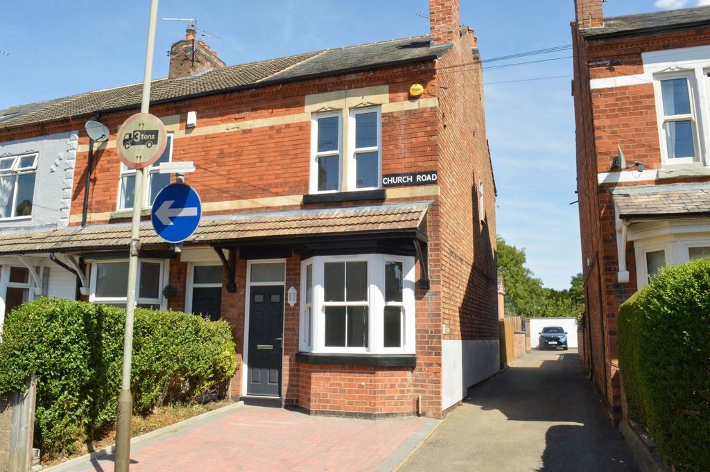 Property photo 1 of 33