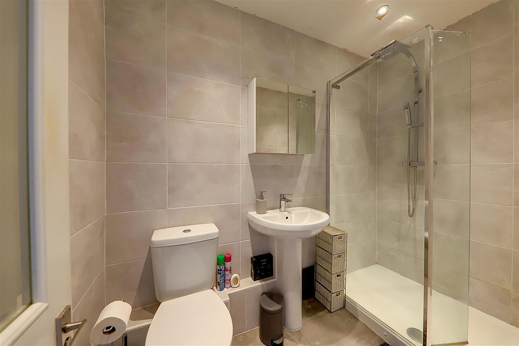 Property photo 2 of 9 Img_1053-Img_1055.Jpg