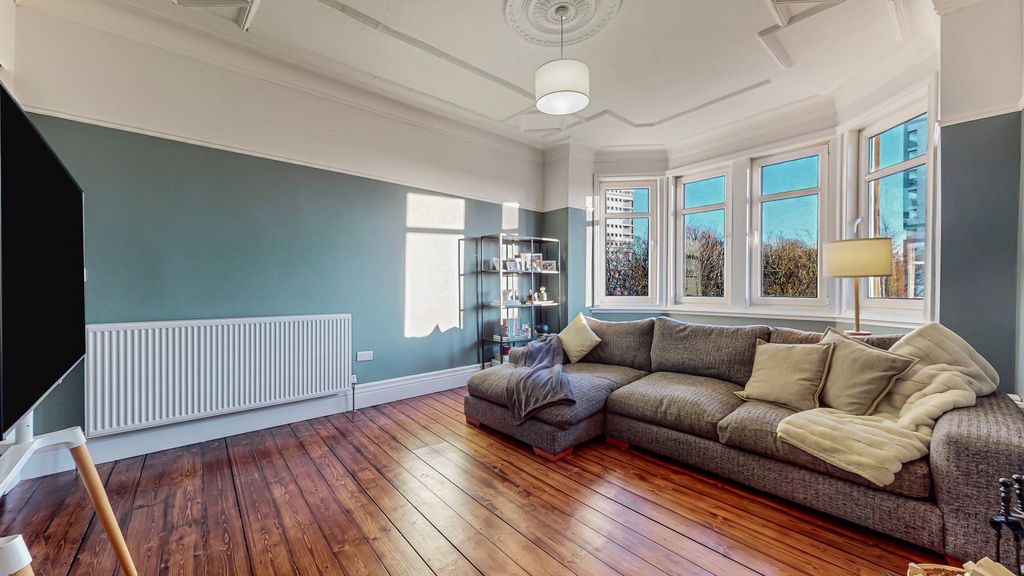 Property photo 3 of 27 24-Print-103 Broomhill Road Flat 3.2_21