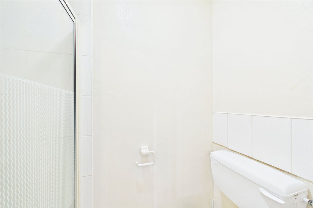 Property photo 3 of 6 Picture No. 05