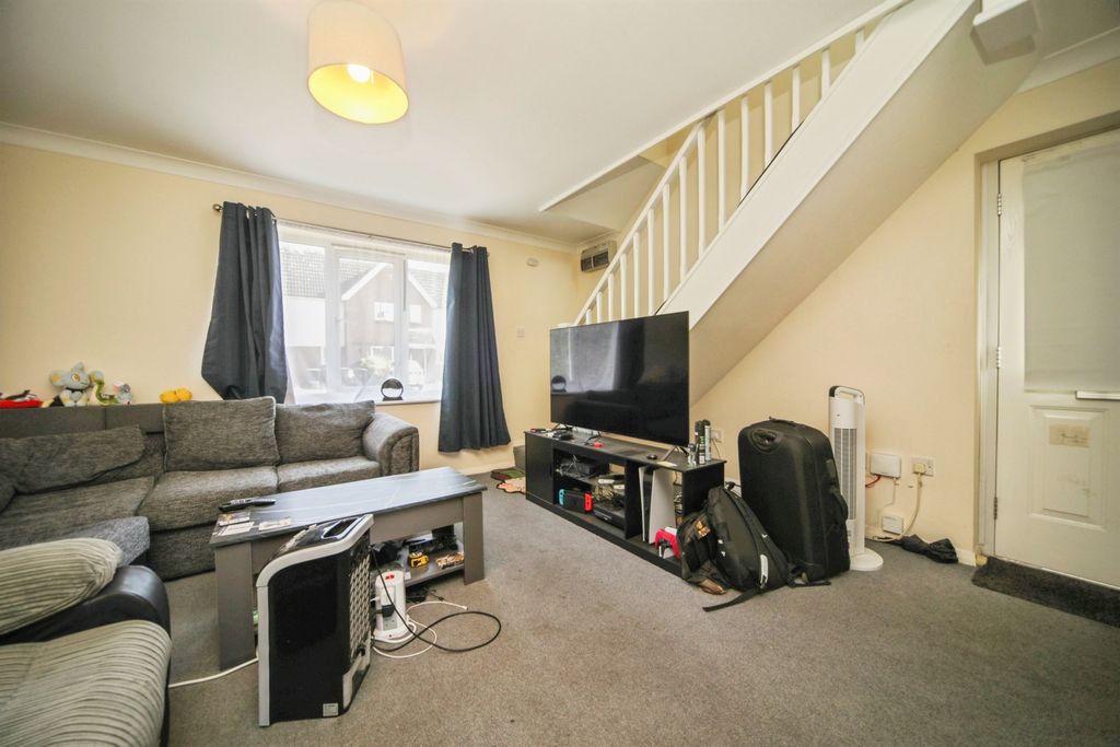 Property photo 3 of 14