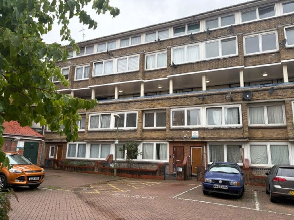 Property photo 1 of 12