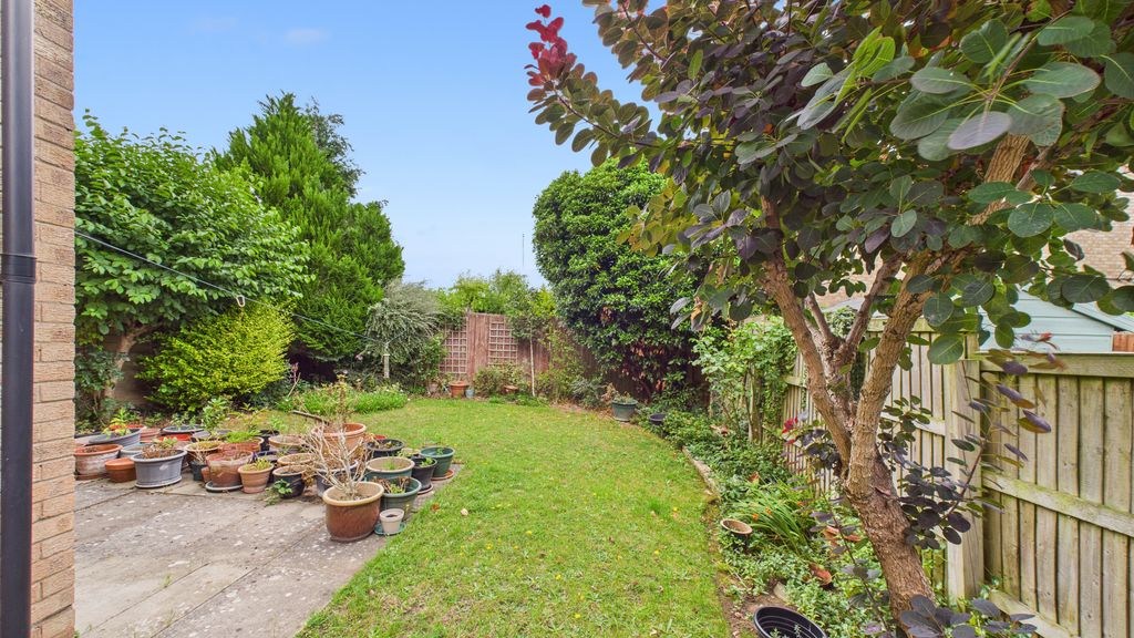 Property photo 3 of 9
