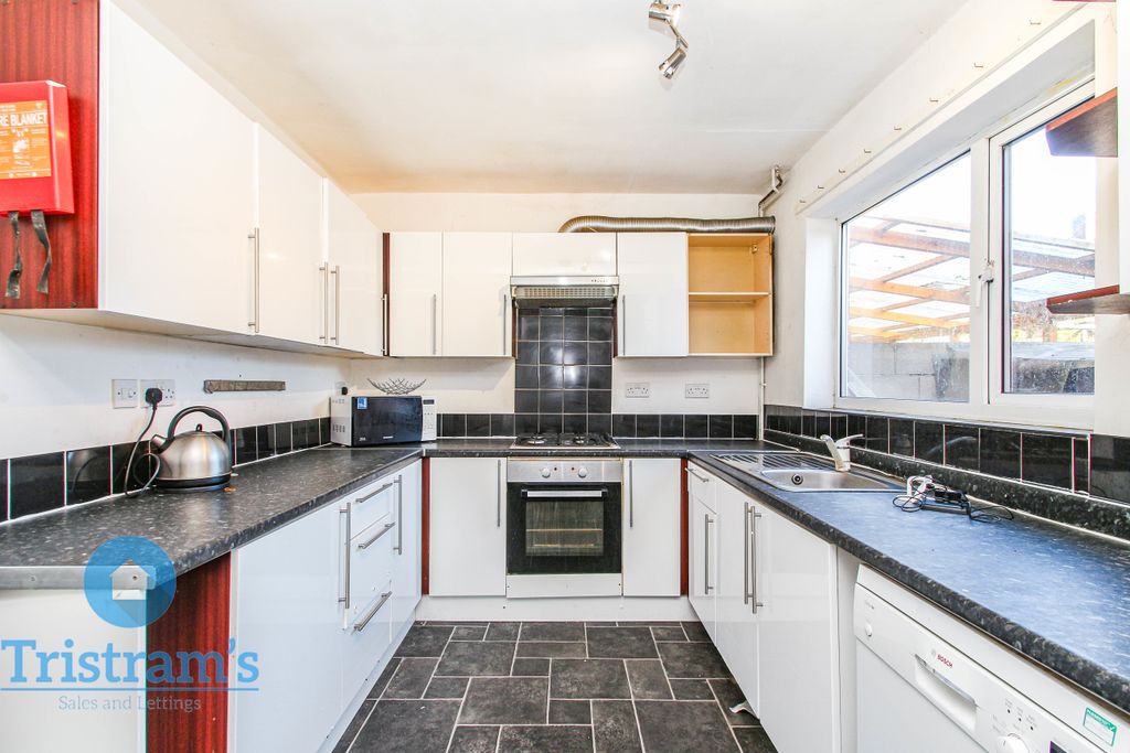 Property photo 2 of 20 Img_1866