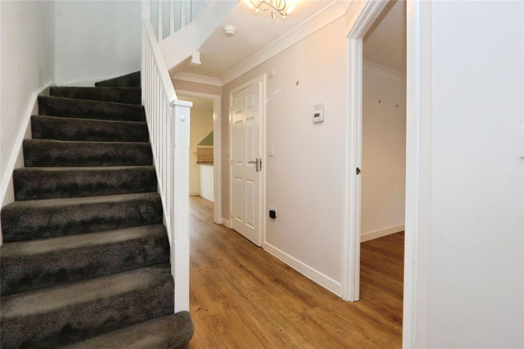 Property photo 2 of 17 Picture No. 03