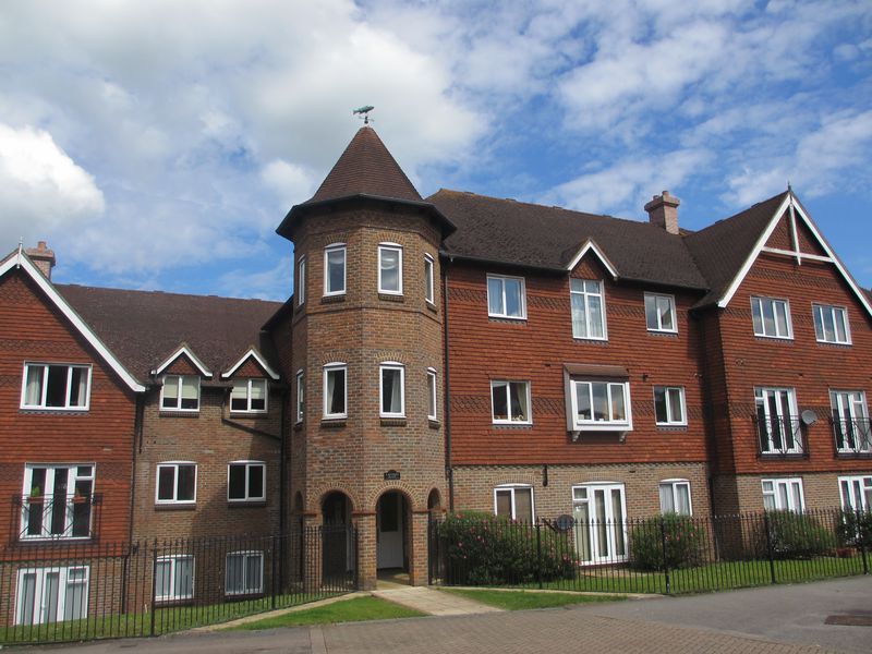 Property photo 1 of 17 Photo 18