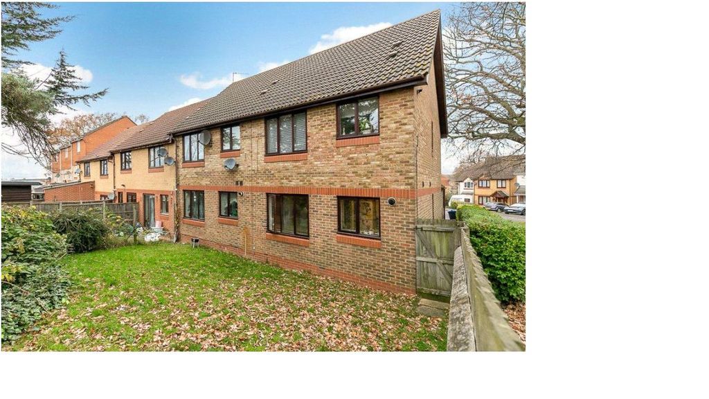 Property photo 1 of 8