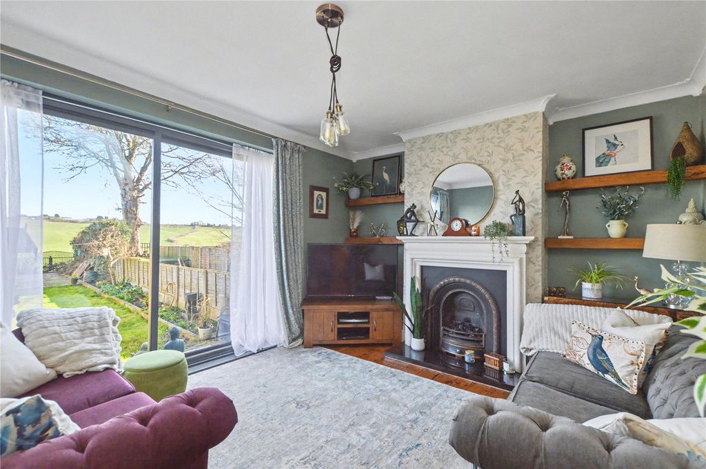 Property photo 2 of 10 Picture No. 04