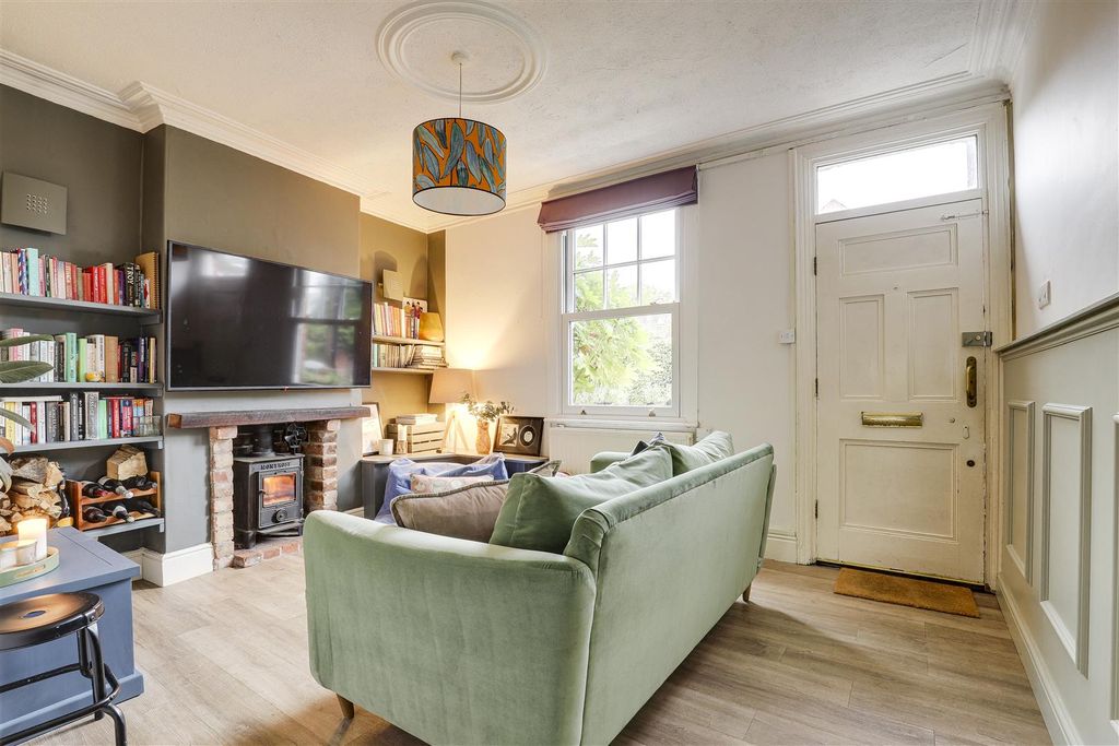 Property photo 2 of 18 01.Jpg