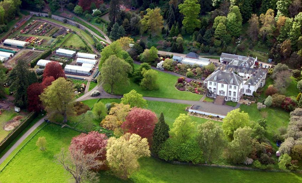 Property photo 2 of 7 Photo 2