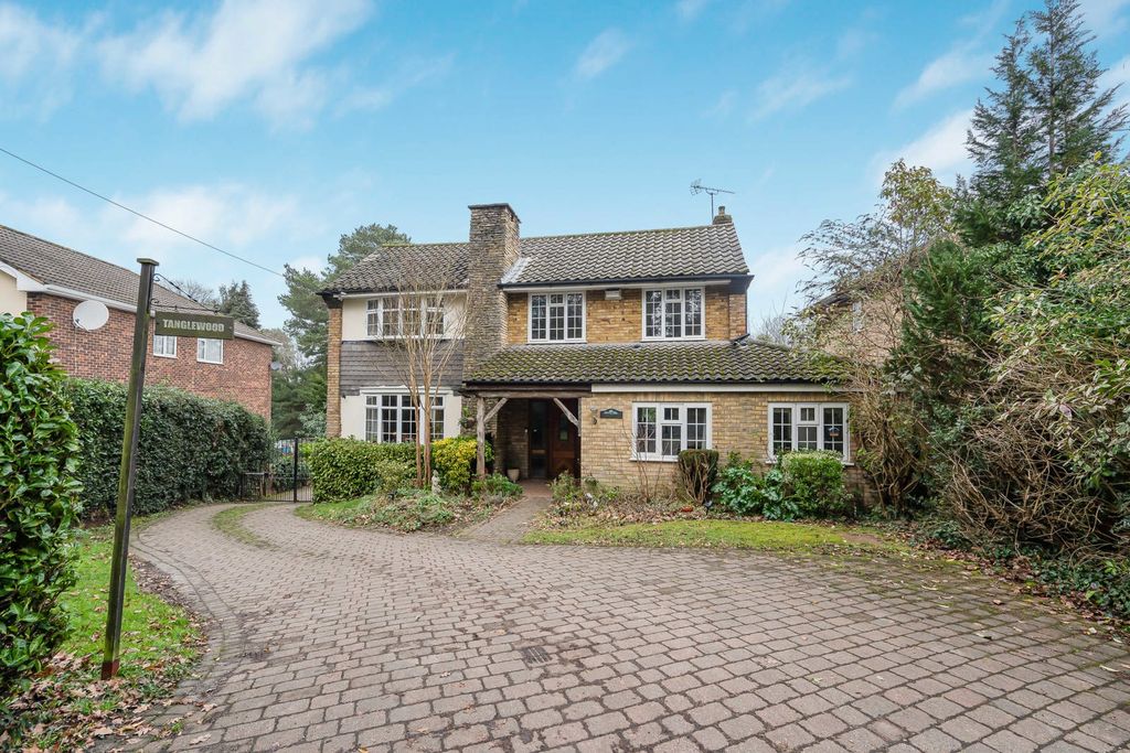 Property photo 1 of 33 Exterior