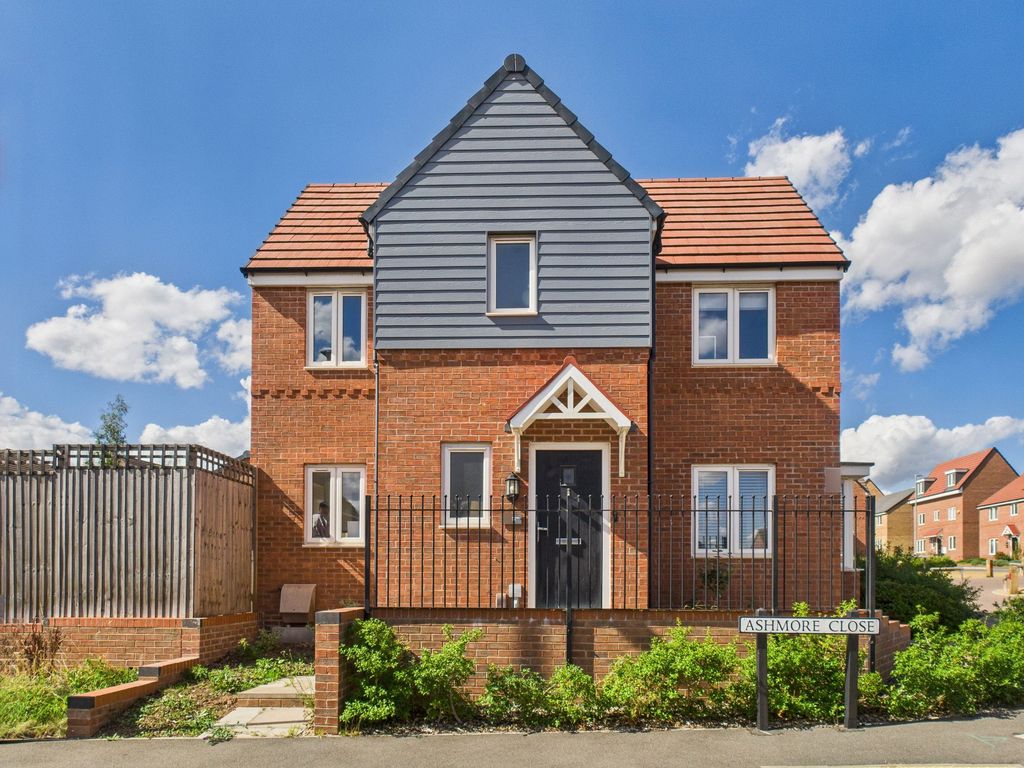 Property photo 1 of 17 Front