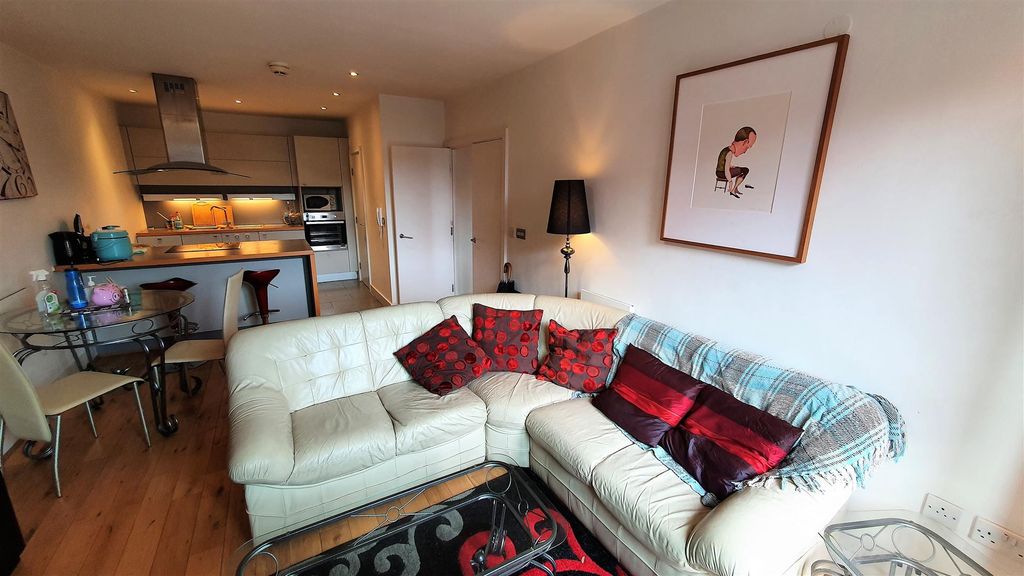 Property photo 3 of 30