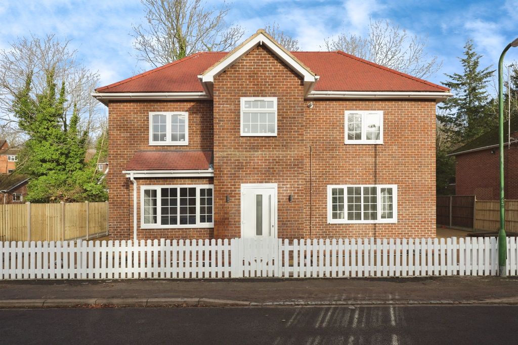 Property photo 1 of 19